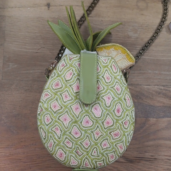 Mary Frances Green and Orange Beaded Pineapple Bag - Picture 5 of 9